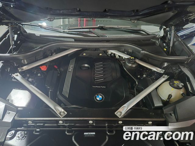 BMW X6 G06 xDrive40i M Sport - фото 4