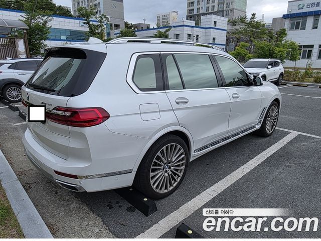 BMW X7 G07 xDrive 40i Design Pure Excellence 7-Seater - фото 1