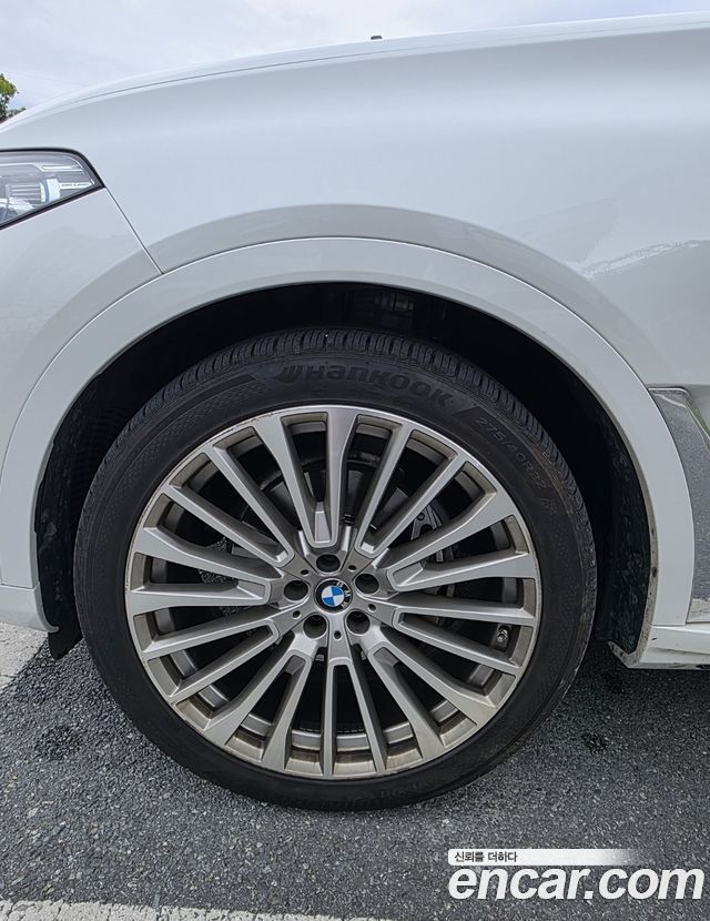 BMW X7 G07 xDrive 40i Design Pure Excellence 7-Seater - фото 4