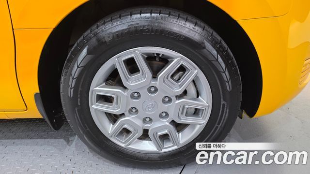 Hyundai Staria Tourer 11-Seater Modern - фото 4