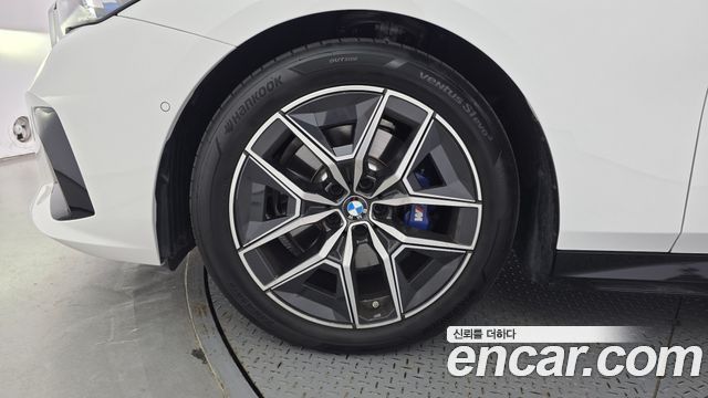 BMW 5-Series G60 520i M Sport - фото 4