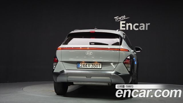 Hyundai Kona SX2 Gasoline 1.6 Turbo 2WD Premium - фото 2