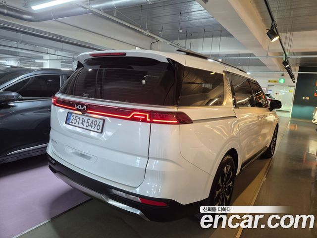 Kia Carnival 4-го поколения 9-Seater Signature - фото 1