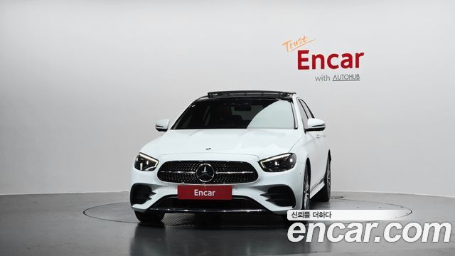 Mercedes-Benz E-Class W213 E350 4MATIC AMG Line - фото 2