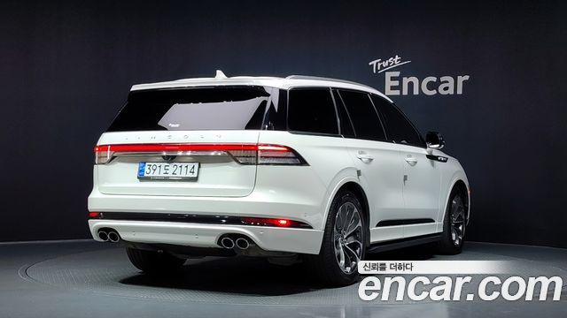 Lincoln Aviator 2-го поколения 3.0 PHEV GT AWD - фото 1