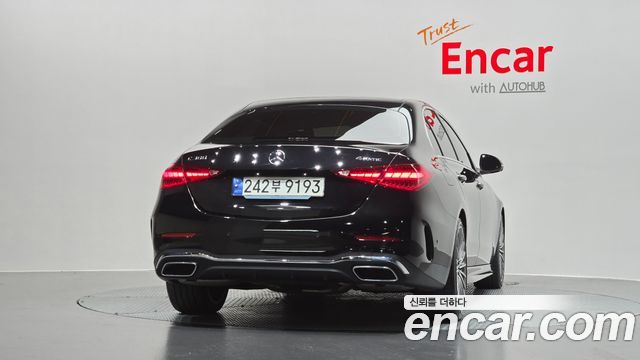 Mercedes-Benz C-Class W206 C300 4MATIC AMG Line - фото 2