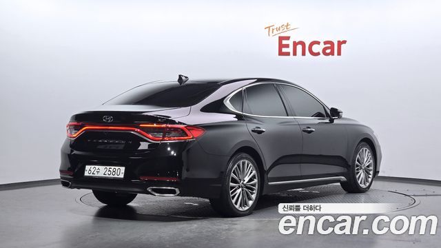 Hyundai Grandeur IG 3.0 Exclusive Special - фото 1