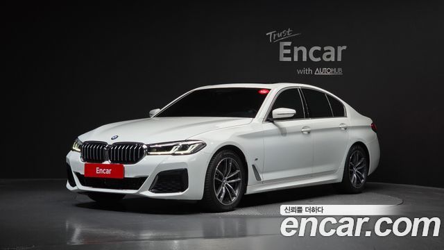 BMW 5-Series G30 523d M Sport - фото 0