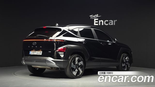 Hyundai Kona SX2 Gasoline 1.6 Turbo 4WD Premium - фото 1