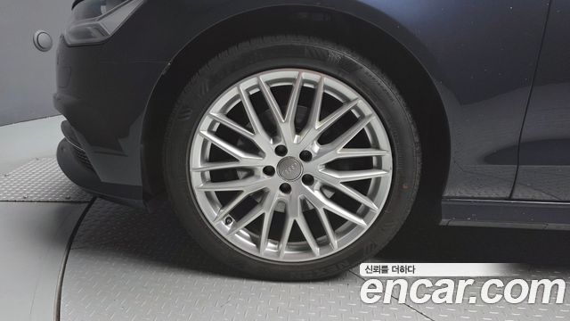 Audi A6 35 TDI Premium C7 - фото 4