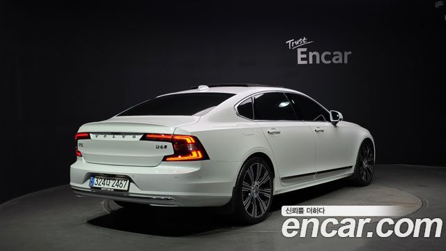Volvo S90 B6 AWD Ultra Bright - фото 0