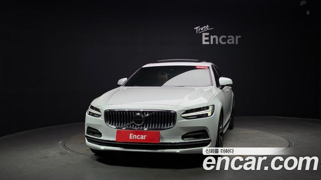 Volvo S90 B6 AWD Ultra Bright - фото 1