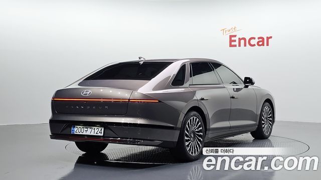 Hyundai Grandeur GN7 2,5 Gasoline 2WD Calligraphy - фото 1