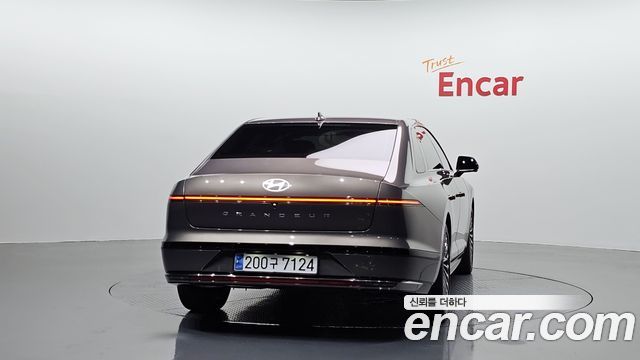 Hyundai Grandeur GN7 2,5 Gasoline 2WD Calligraphy - фото 3