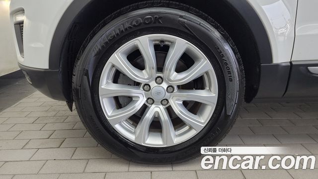 Land Rover Range Rover Evoque 2.0 TD4 SE - фото 4