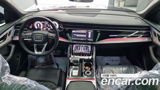 Audi Q8 55 TFSI Quattro Premium - фото 4