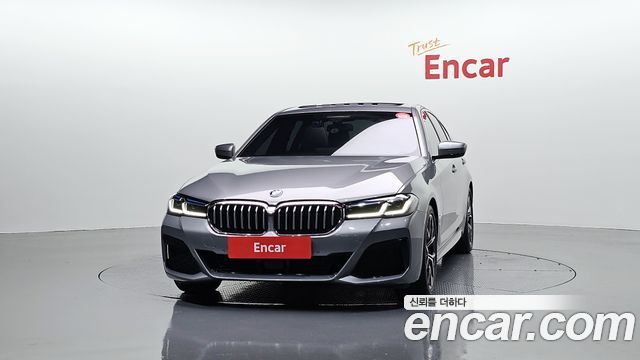 BMW 5-Series G30 530i M Sport Package - фото 2