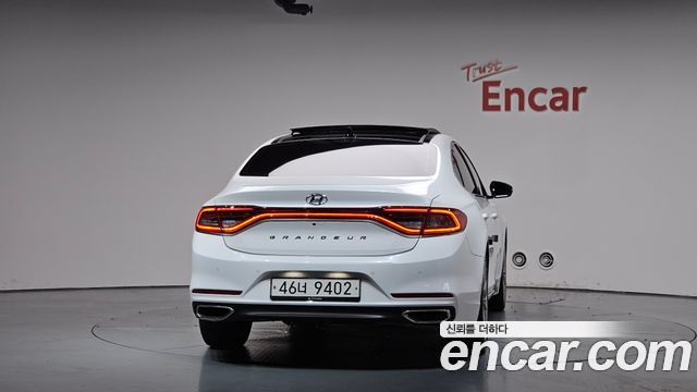 Hyundai Grandeur IG 2.4 Premium - фото 2
