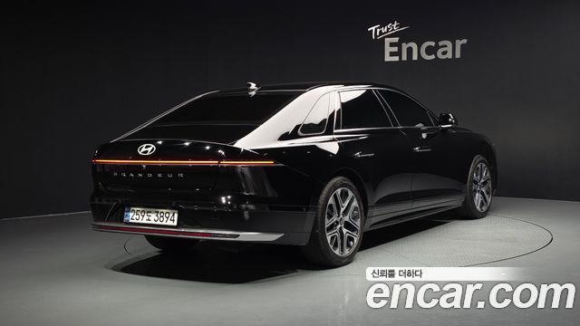 Hyundai Grandeur GN7 2,5 Gasoline 2WD Exclusive - фото 0