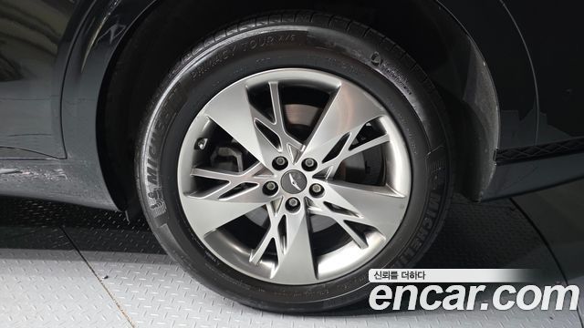 Genesis GV70 2.5T Gasoline AWD - фото 4