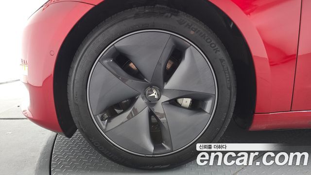 Tesla Model 3 Long Range AWD - фото 3