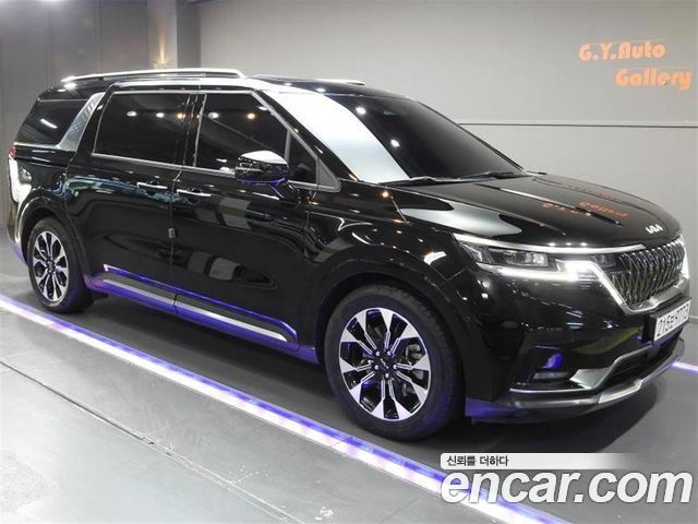 Kia Carnival 4-го поколения 9-Seater Signature - фото 0