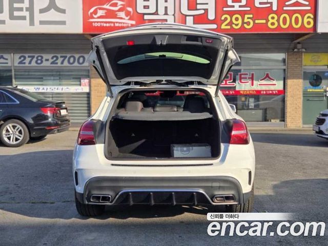 Mercedes-Benz GLA-Class X156 GLA45 AMG 4MATIC - фото 3