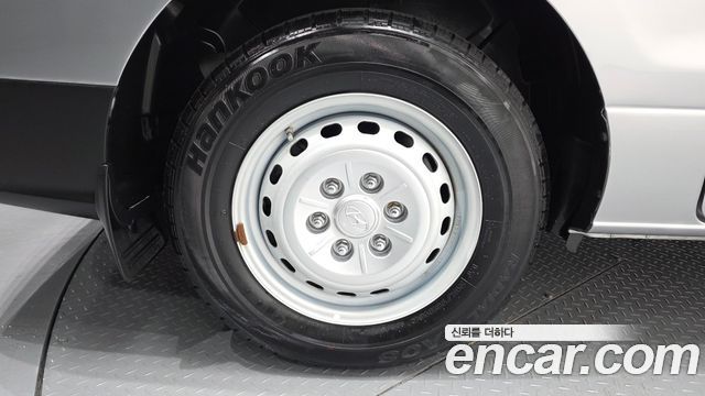 Hyundai Starex Новый Van 3-Seater Style - фото 4