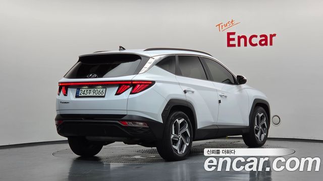 Hyundai Tucson NX4 Gasoline 1.6 Turbo 2WD Premium - фото 1