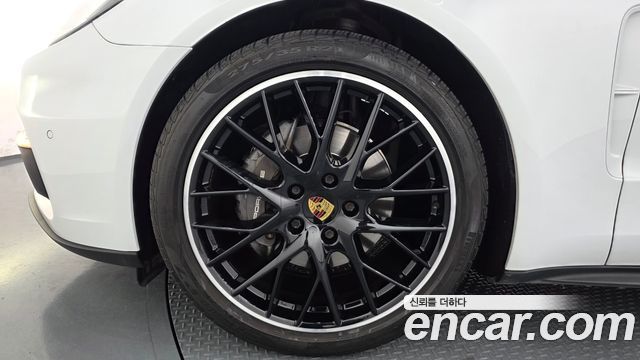 Porsche Panamera 3.0 AWD - фото 4