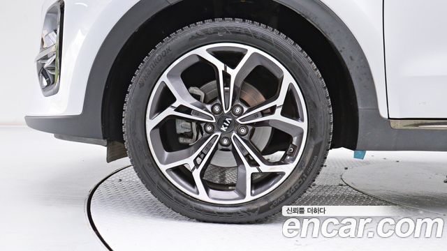 Kia Sportage Gasoline Prestige - фото 4
