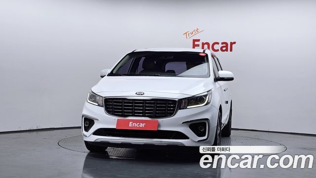 Kia Carnival Новый 9-Seater Luxury - фото 2