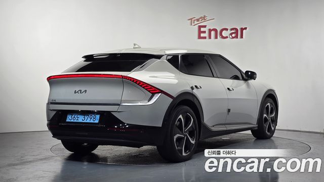 Kia EV6 Long Range 4WD Earth - фото 1