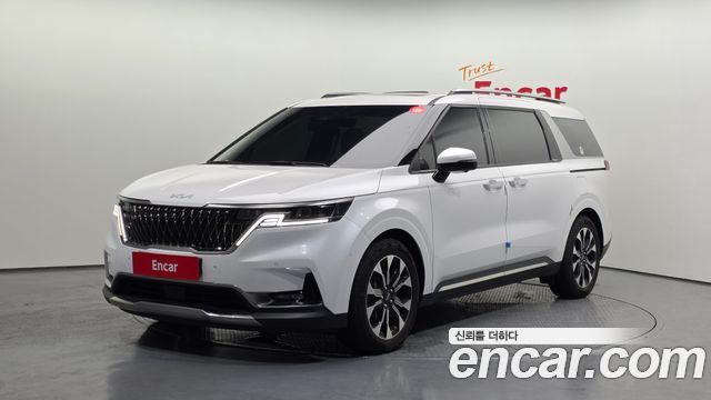 Kia Carnival 4-го поколения 9-Seater Signature - фото 0