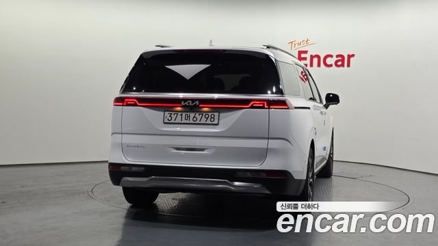 Kia Carnival 4-го поколения 9-Seater Signature - фото 3