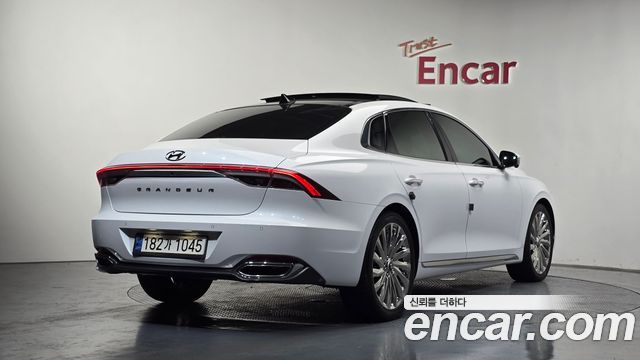 Hyundai Grandeur Новый IG, гибрид Le Blanc - фото 1