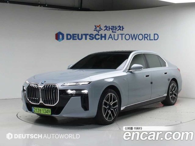 BMW i7 G70 xDrive 60 M sport - фото 0