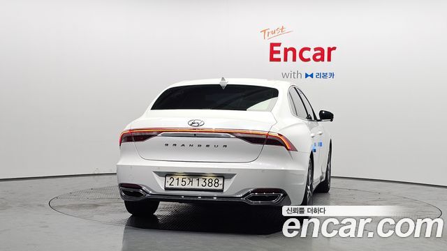Hyundai Grandeur Новый IG 3.0 LPi Rent Car Exclusive - фото 3