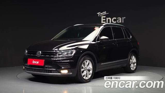 Volkswagen Tiguan 2-го поколения 2.0 TDI Premium - фото 0