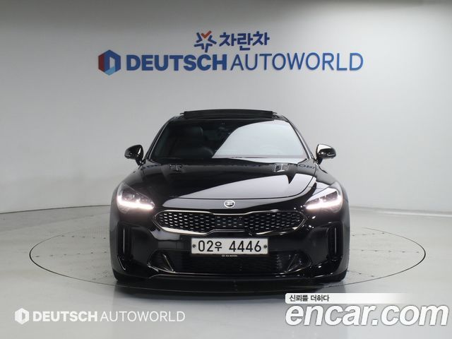 Kia Stinger 2.0 Turbo AWD Platinum - фото 2