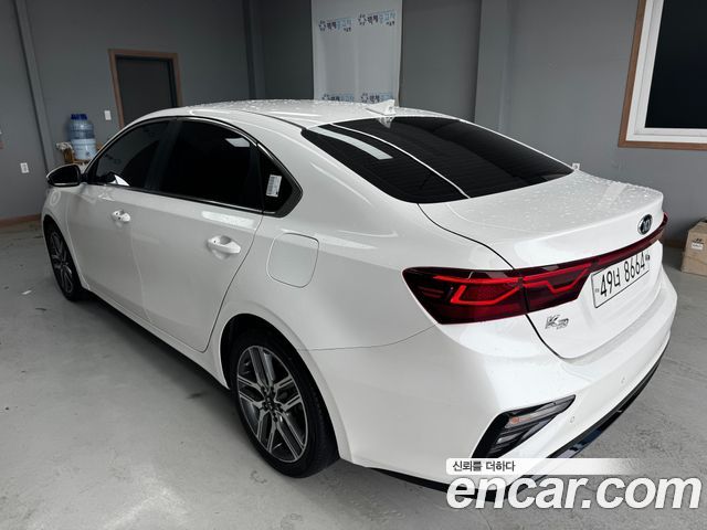 Kia K3 Совершенно новый Luxury - фото 1