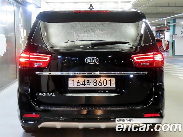 Kia Carnival Новый 9-Seater Prstige - фото 4