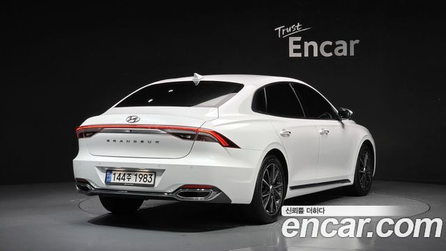 Hyundai Grandeur Новый IG 2.5 Le Blanc - фото 1