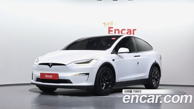 Tesla Model X AWD - фото 0