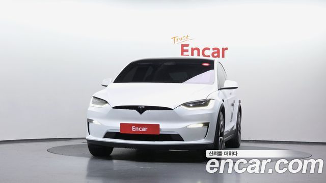 Tesla Model X AWD - фото 2