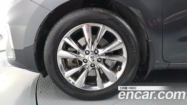 Kia Carnival Новый 9-Seater Noblesse Special - фото 4