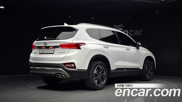 Hyundai Santafe TM Diesel 2,0 4WD Prestige - фото 1
