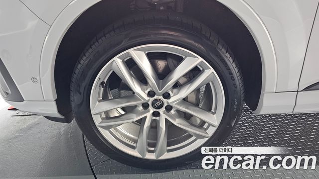 Audi Q7 45 TDI Quattro Premium - фото 4