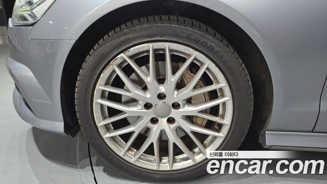 Audi A6 40 TFSI Premium C7 - фото 4