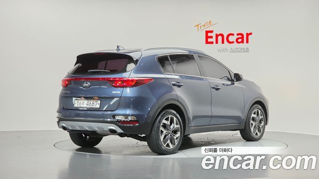 Kia Sportage Diesel 2.0 2WD Prestige - фото 0